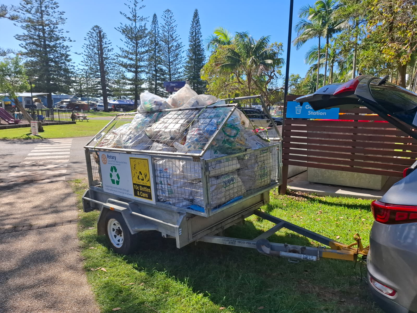 NRMA Breakwall Caravan Park in Port Macquarie are Rotary's major sponsors. To date, our cans and bottles recycling project has seen close to 2 million cans, bottles and plastics recycled through the Port Macquarie Return & Earn. All funds are donated back into community projects  
